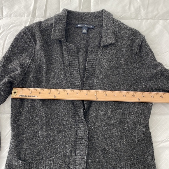 Banana Republic - Picture 8 of 11